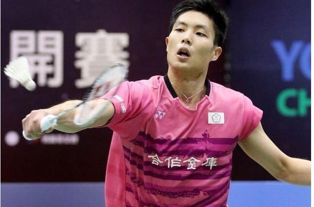 三名新人闪 三名新人闪