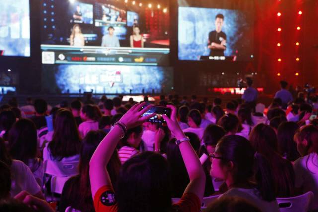 根据当地媒 根据当地媒