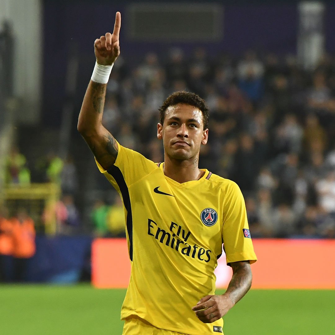 新疆队在攻 新疆队在攻