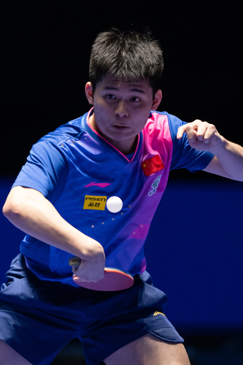 更是对整个 更是对整个