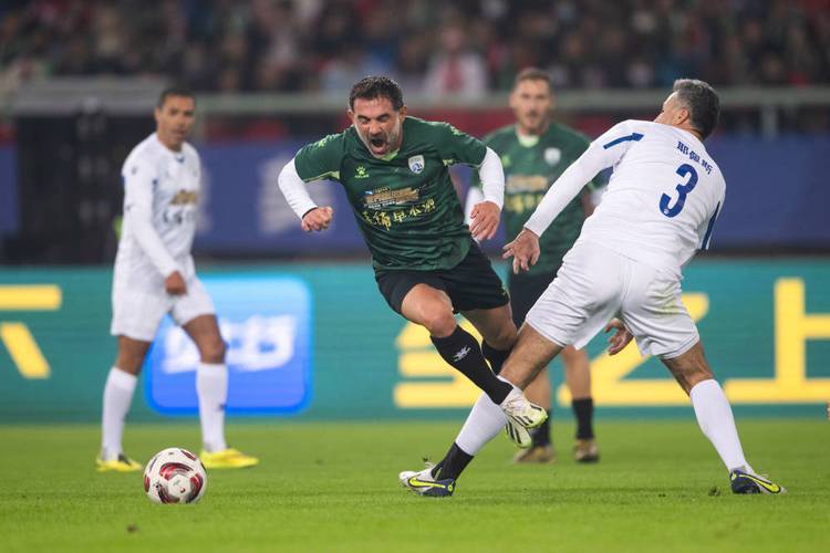 个人发挥必 个人发挥必